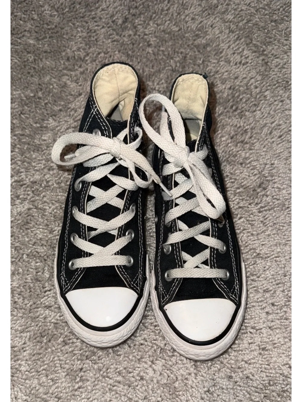 Converse Chuck Taylor All Star High Top Kids Sneakers Youth Size 13.5